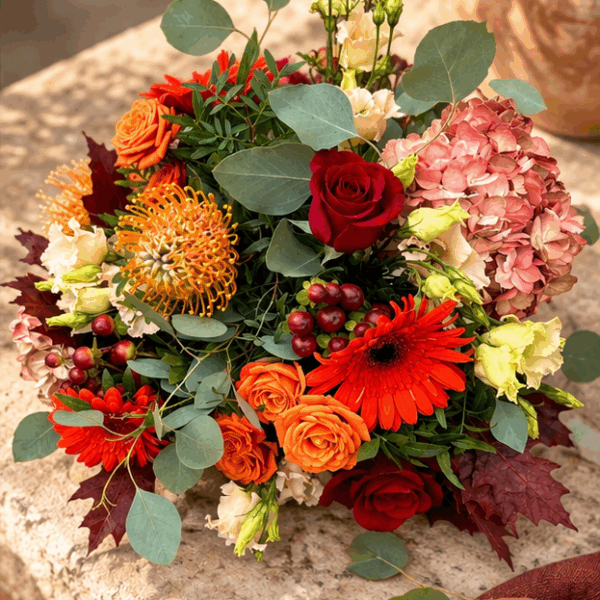 Ramo de flores de otoño Autumn Romance con rosas y gerberas. Envío de flores a domicilio en 24 horas.