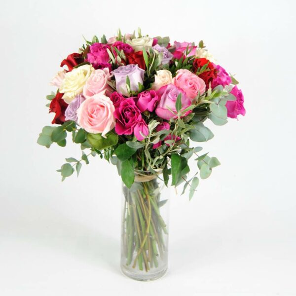 Ramo De Rosas Multicolores Para San Valentín