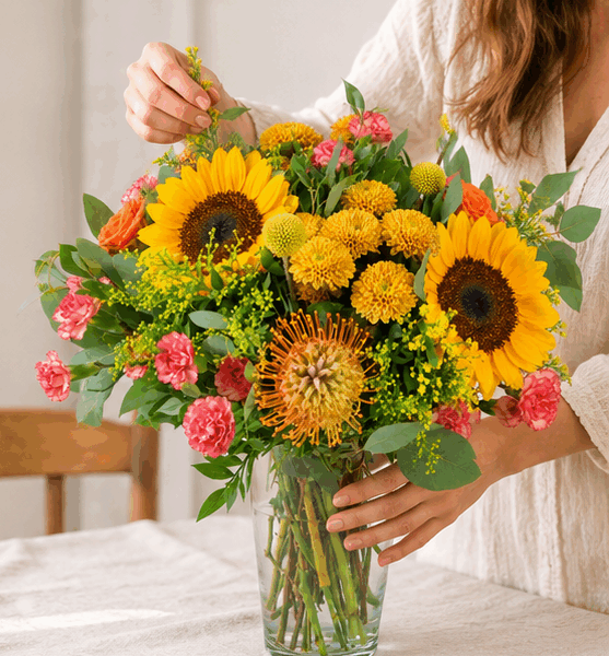 Ramo Soleil con flores amarillas y tonos cálidos de Original Flor